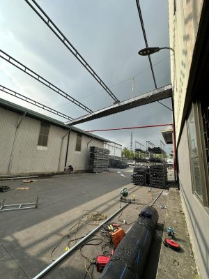 Thi công mái bạt xếp nhà xưởng