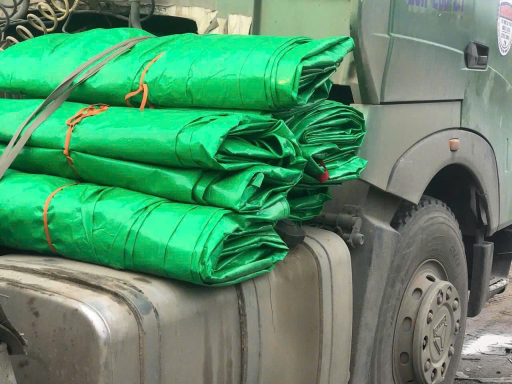 Bạt nhựa che nắng mưa tàu thuyền, sà lan