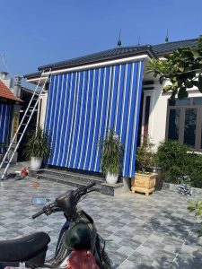 Bạt che nắng mưa tự cuốn ngoài trời
