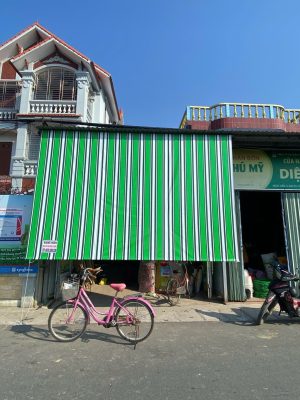 Bạt che nắng mưa tự cuốn ngoài trời