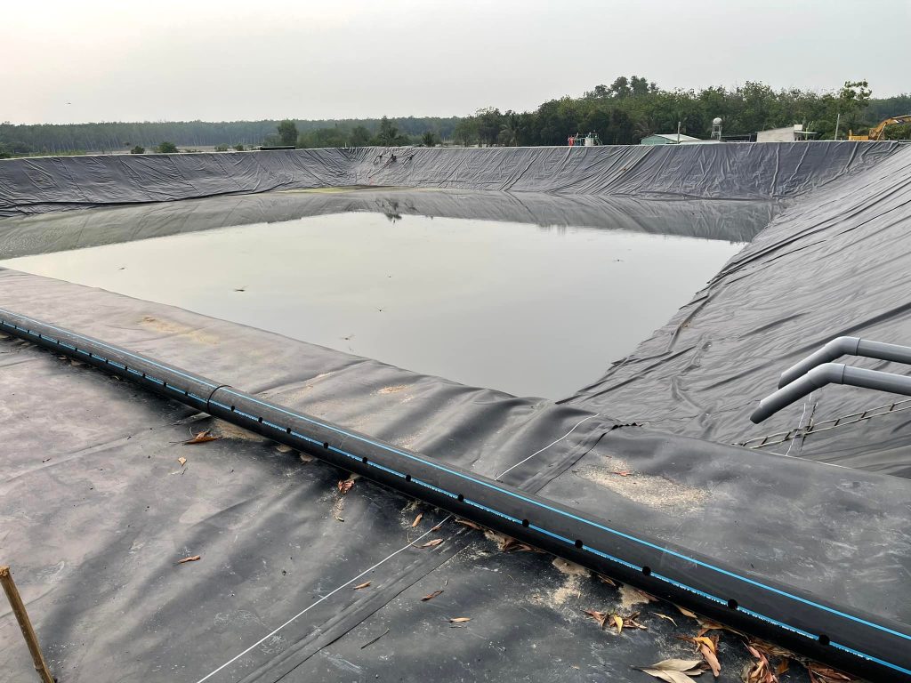 Bạt lót ao hồ nuôi cá HDPE Bạt lót ao hồ nuôi cá HDPE