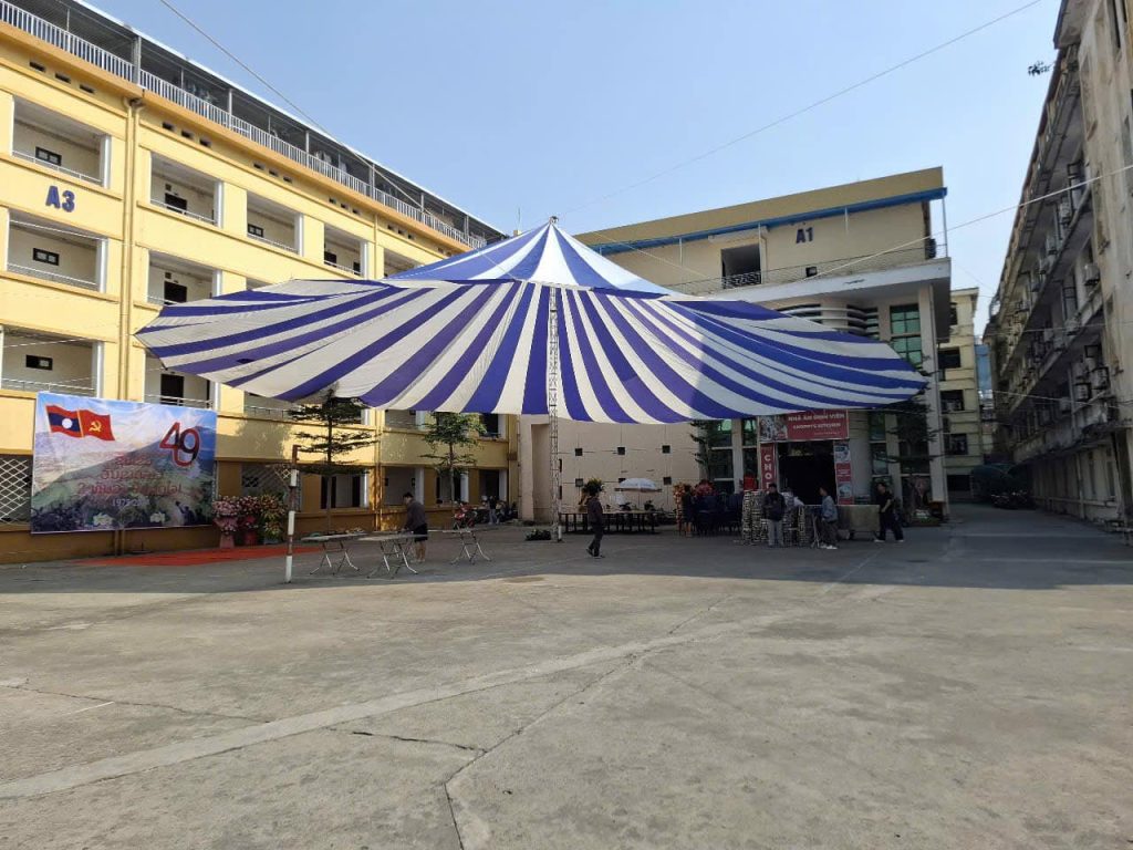 Dù tròn sự kiện đk 16m che nắng sân trường