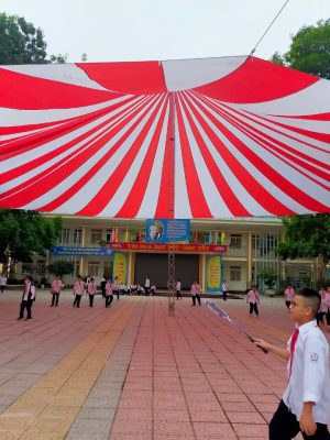 Dù che sân trường đk 18m