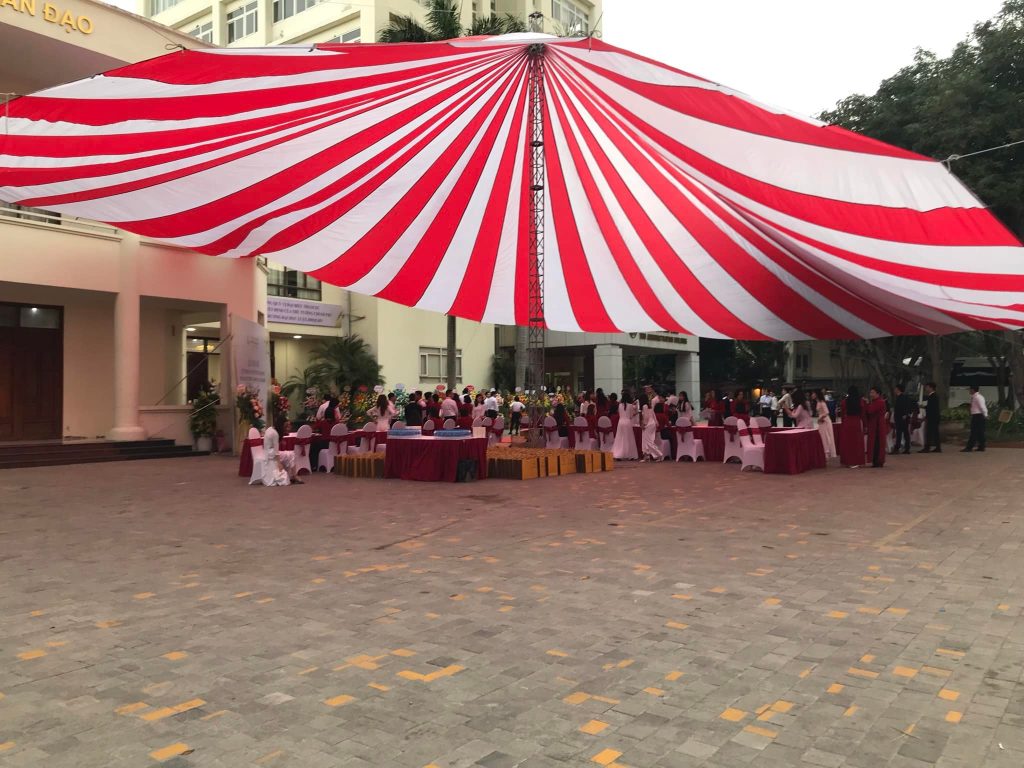 Dù che sự kiện sân trường đường kính 18m