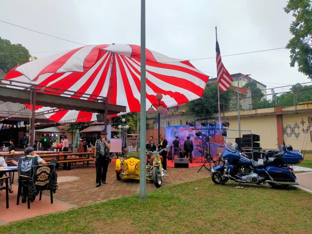 Bạt dù tròn che sân trường đường kính 12m