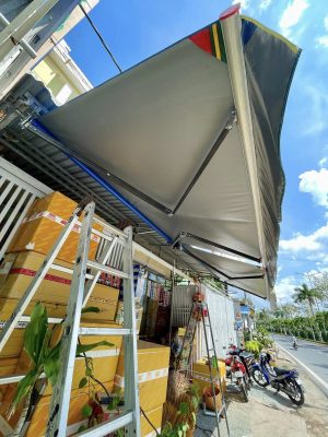 Bạt nhựa PVC ứng dụng làm bạt mái hiên