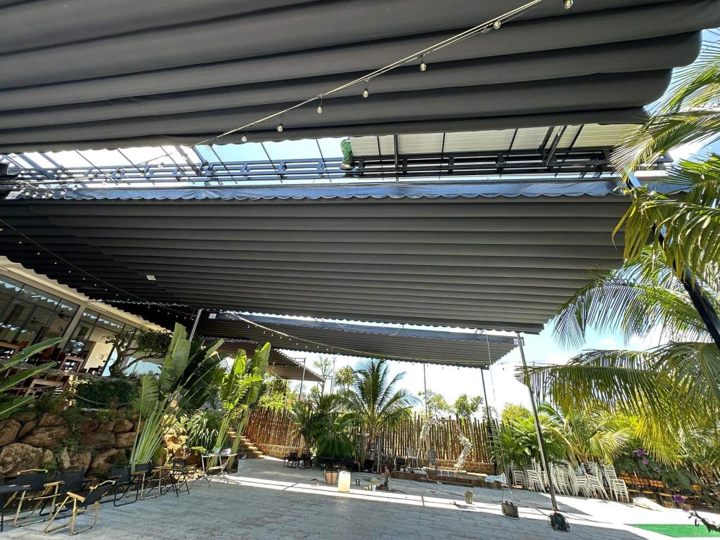 Bạt kéo quán cafe ngoài trời