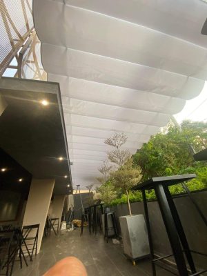 Bạt kéo quán cafe ngoài trời