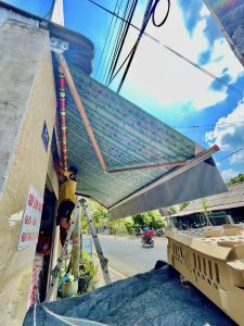 Bạt mái hiên di động tay quay