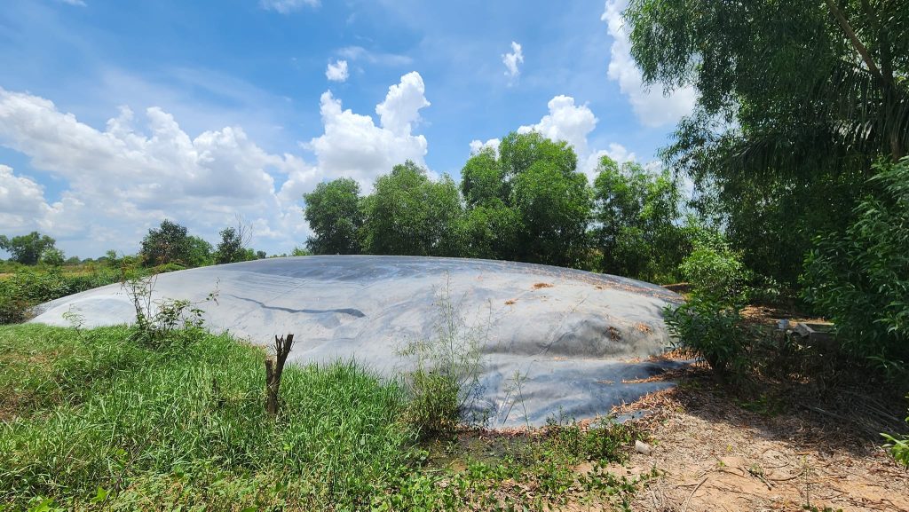 Bạt nhựa HDPE lót hầm Biogas